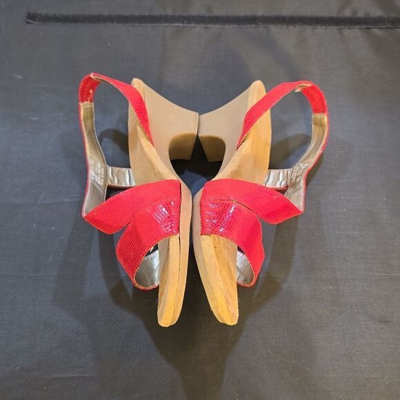 AEROSOLES WOMAN'S WITH ELASTIC BAND WEDGE SANDAL - Picture 9 of 13